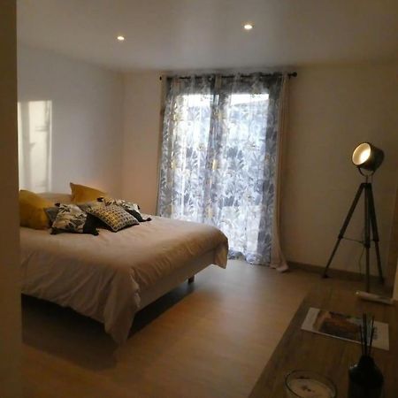 Manava Apartment Claveyson Bagian luar foto