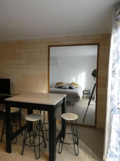 Manava Apartment Claveyson Bagian luar foto