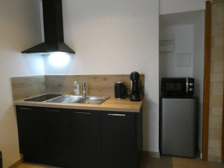 Manava Apartment Claveyson Bagian luar foto